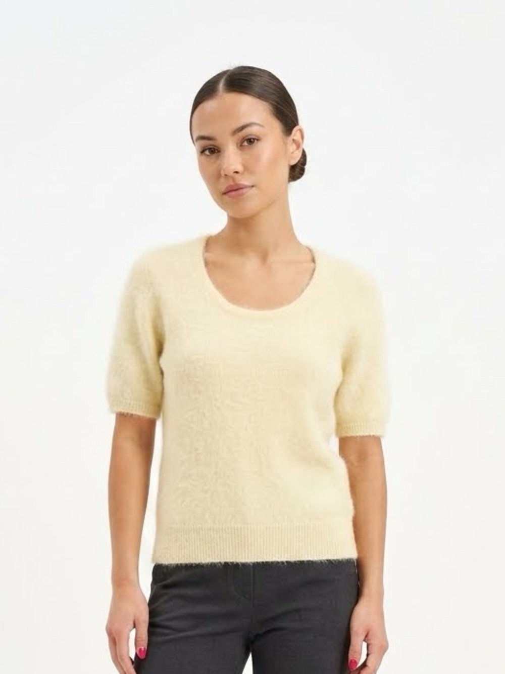 Pink Martini Cream Scoop Neck Short Sleeve Fuzzy Sweater Size S